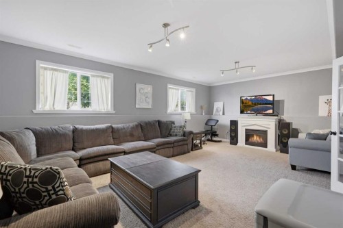 276 Lindsay Avenue, Red Deer, AB 