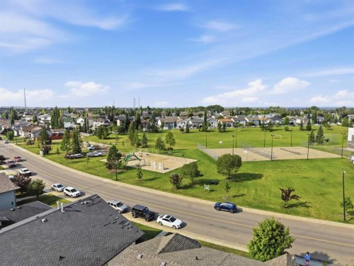 276 Lindsay Avenue, Red Deer, AB 