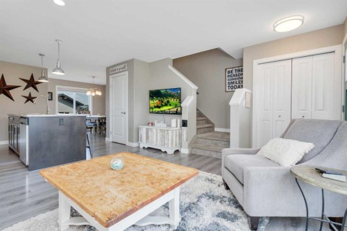 30 Hawthorn Place, Sylvan Lake, AB 