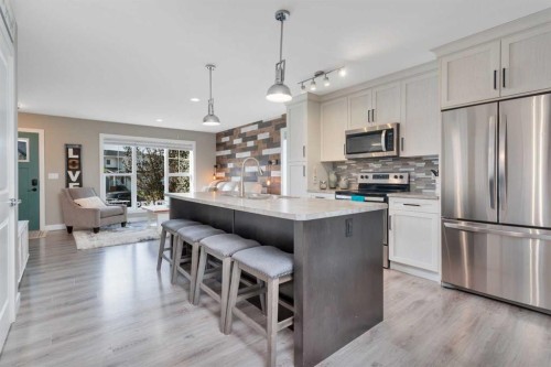 30 Hawthorn Place, Sylvan Lake, AB 
