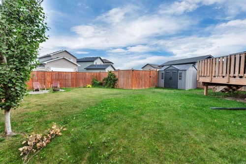 30 Hawthorn Place, Sylvan Lake, AB 