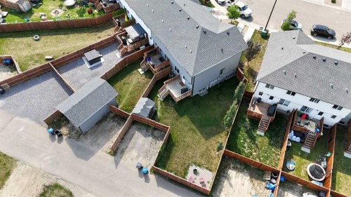 30 Hawthorn Place, Sylvan Lake, AB 