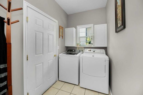 12 Iron Wolf Ridge, Lacombe, AB 