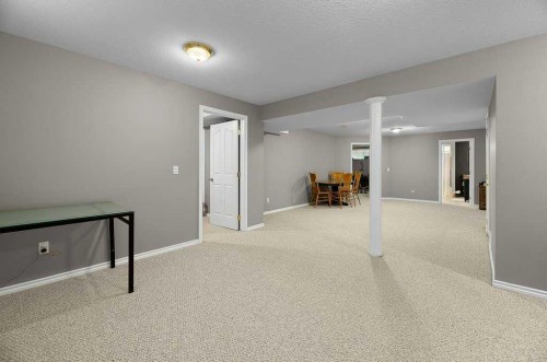12 Iron Wolf Ridge, Lacombe, AB 