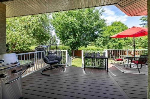 12 Iron Wolf Ridge, Lacombe, AB 