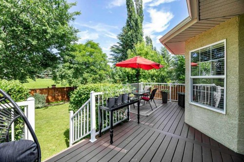 12 Iron Wolf Ridge, Lacombe, AB 