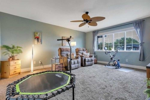 67 Arnold Close, Red Deer, AB 
