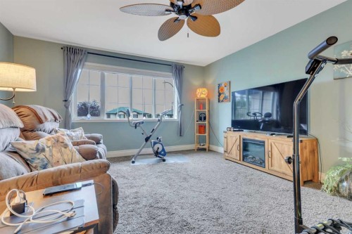 67 Arnold Close, Red Deer, AB 