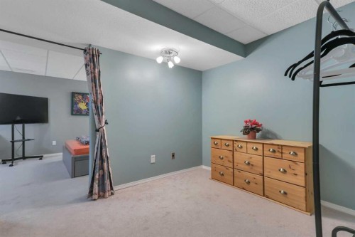 67 Arnold Close, Red Deer, AB 