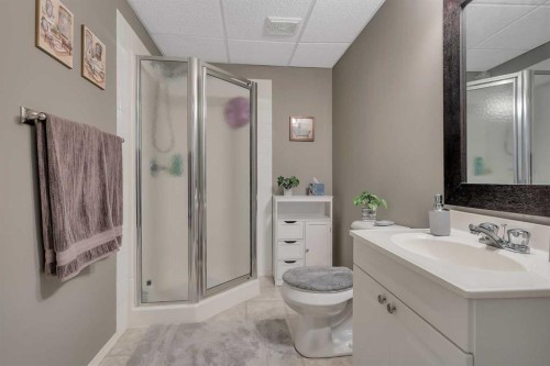 67 Arnold Close, Red Deer, AB 