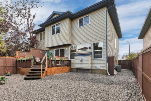 67 Arnold Close, Red Deer, AB 
