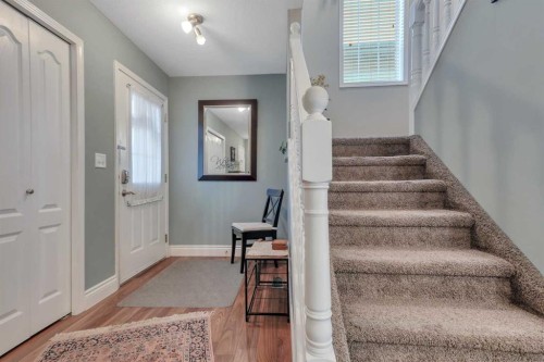 67 Arnold Close, Red Deer, AB 