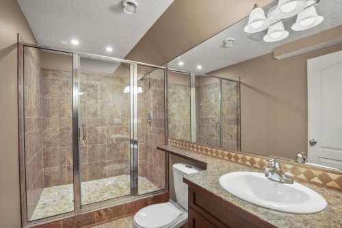 19 Oldring Crescent, Red Deer, AB 