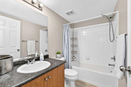 3116-10 Prestwick Bay Se, Calgary, AB 