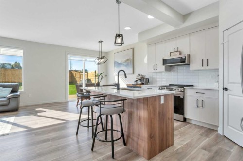 103 Crestview Boulevard, Sylvan Lake, AB 