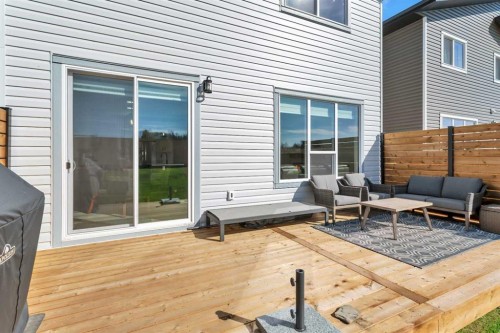 103 Crestview Boulevard, Sylvan Lake, AB 