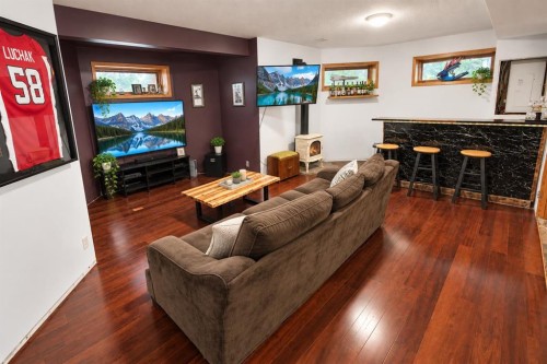 101 Dickenson Crescent, Red Deer, AB 