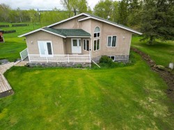 3402 3 Township Road 392 Rural Lacombe County, AB T0M 0X0