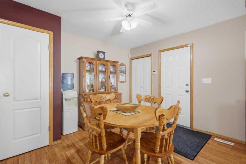 14 Wildrose Drive, Sylvan Lake, AB 