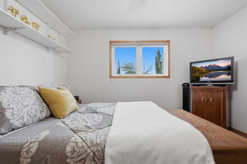 14 Wildrose Drive, Sylvan Lake, AB 