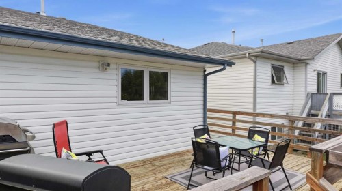 14 Wildrose Drive, Sylvan Lake, AB 