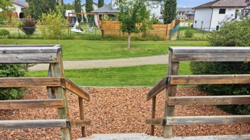 14 Wildrose Drive, Sylvan Lake, AB 