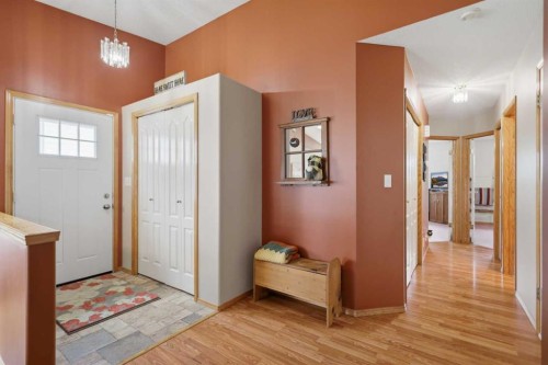 14 Wildrose Drive, Sylvan Lake, AB 