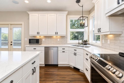 22 Atter Close, Red Deer, AB 