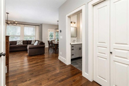 22 Atter Close, Red Deer, AB 