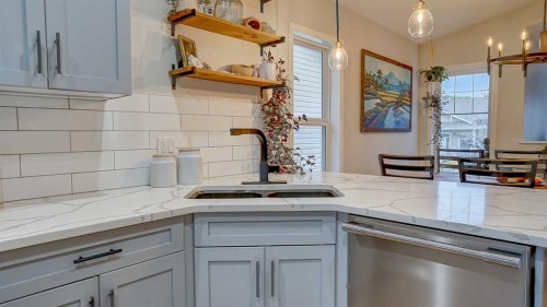 31 Vickers Close, Red Deer, AB 