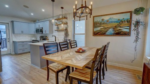 31 Vickers Close, Red Deer, AB 