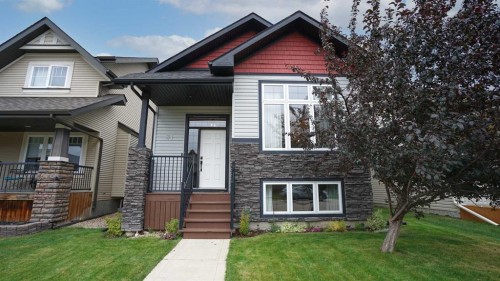31 Vickers Close, Red Deer, AB 
