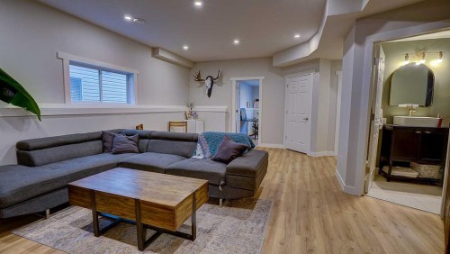31 Vickers Close, Red Deer, AB 