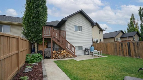 31 Vickers Close, Red Deer, AB 