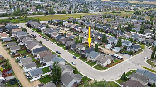 31 Vickers Close, Red Deer, AB 