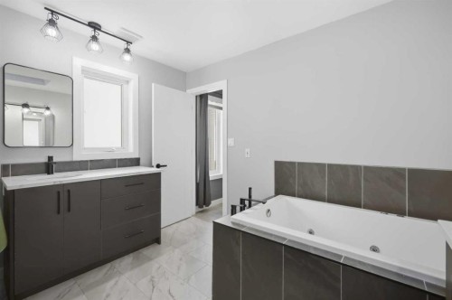 2 Densmore Crescent, Red Deer, AB 