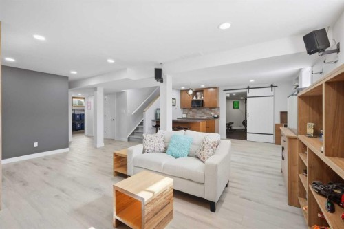 2 Densmore Crescent, Red Deer, AB 