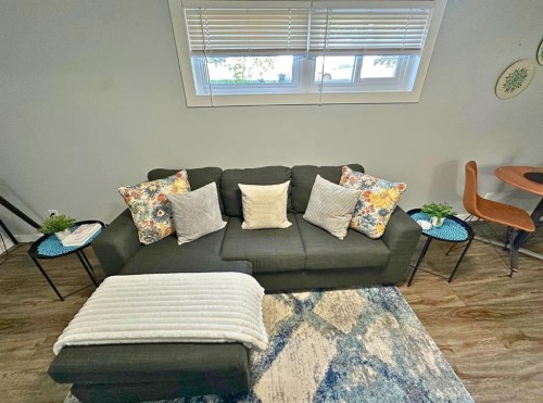 5548 44 Avenue, Red Deer, AB 