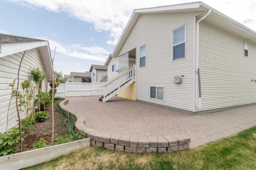 131 Deschner Close, Red Deer, AB 