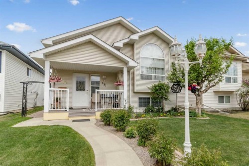 131 Deschner Close, Red Deer, AB 