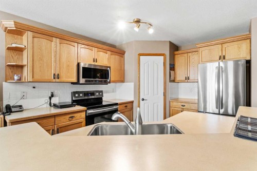 131 Deschner Close, Red Deer, AB 