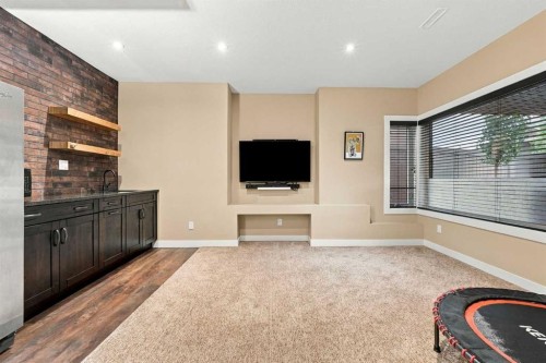 73 Lundberg Crescent, Red Deer, AB 