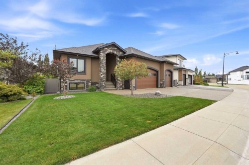 73 Lundberg Crescent, Red Deer, AB 