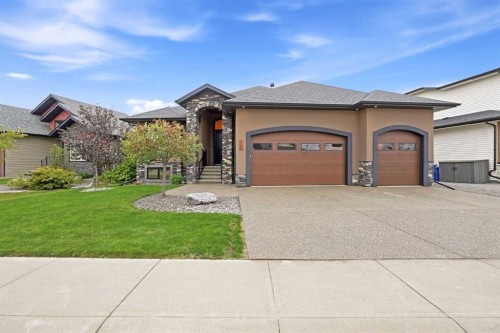 73 Lundberg Crescent, Red Deer, AB 