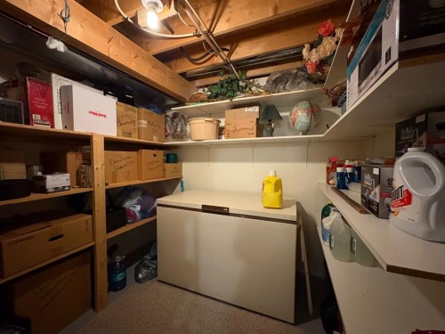 5842 65 Avenue, Rocky Mountain House, AB 