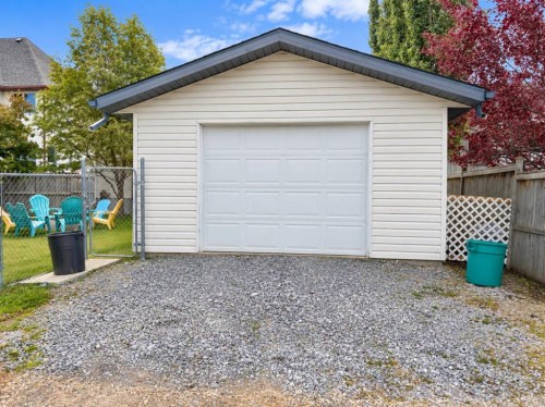 5842 65 Avenue, Rocky Mountain House, AB 