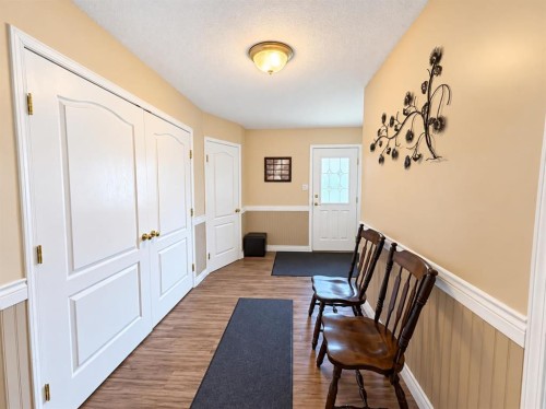 5842 65 Avenue, Rocky Mountain House, AB 