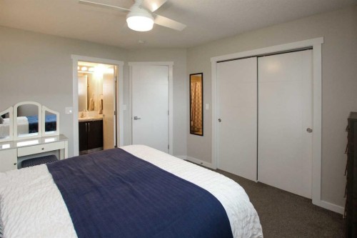 338 Spruce Street, Springbrook, AB 