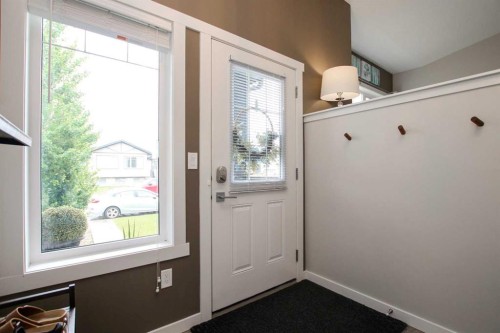 338 Spruce Street, Springbrook, AB 