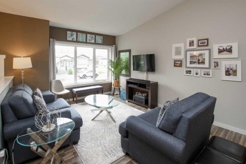 338 Spruce Street, Springbrook, AB 